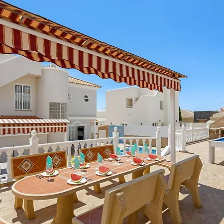 Favorita By Willa Costa Adeje (Tenerife)