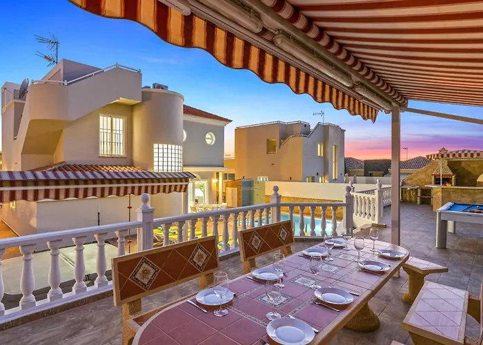 Villa Favorita By